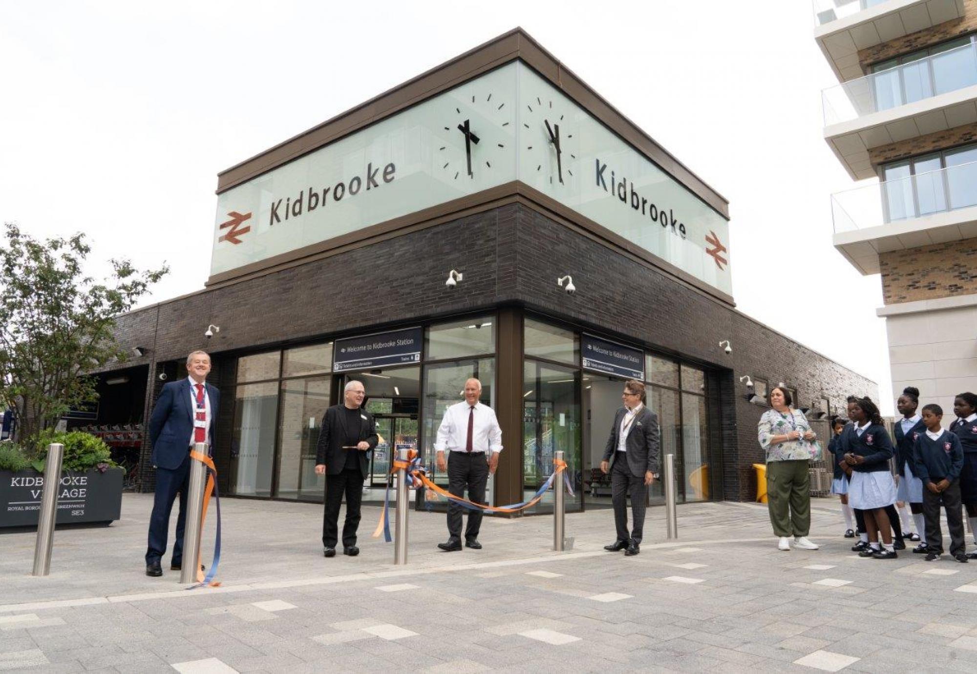 Kidbrooke rail station officially opened by Sir Peter Hendy CBE Rail News